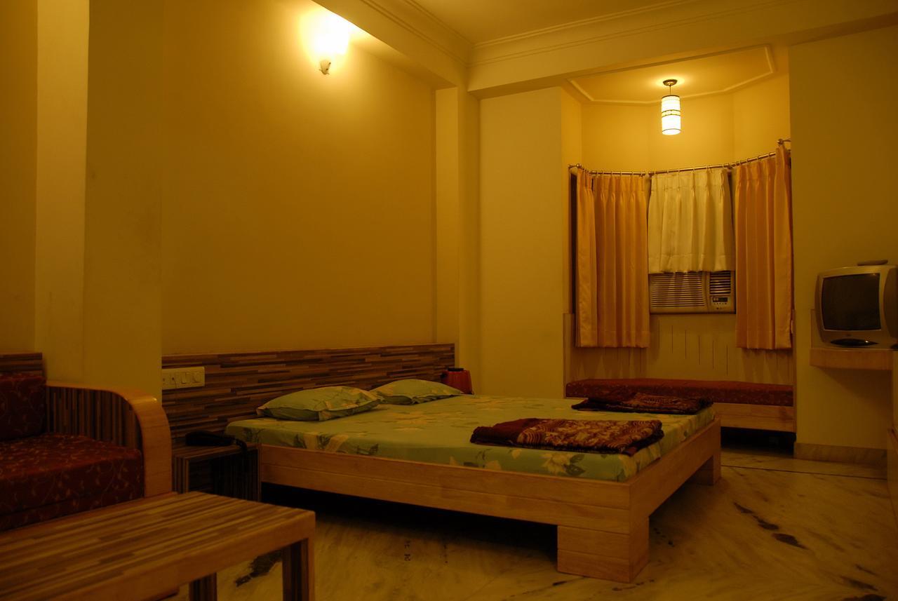 Hotel Vrinda Натхдвара Экстерьер фото