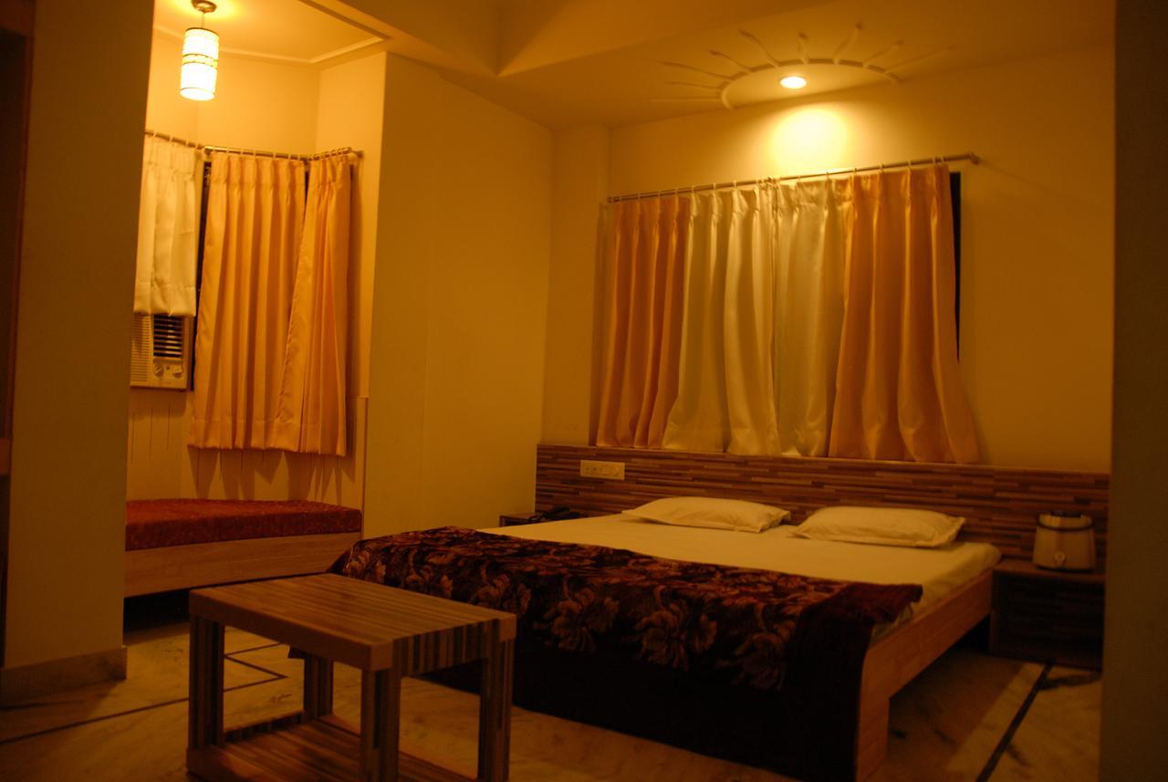 Hotel Vrinda Натхдвара Экстерьер фото